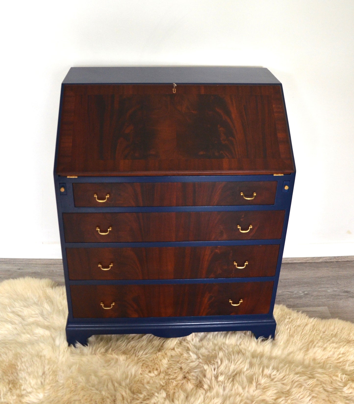 Heritage Refined: Upcycled Edwardian Writing Desk with William Morris Decoupage and Gilded Details