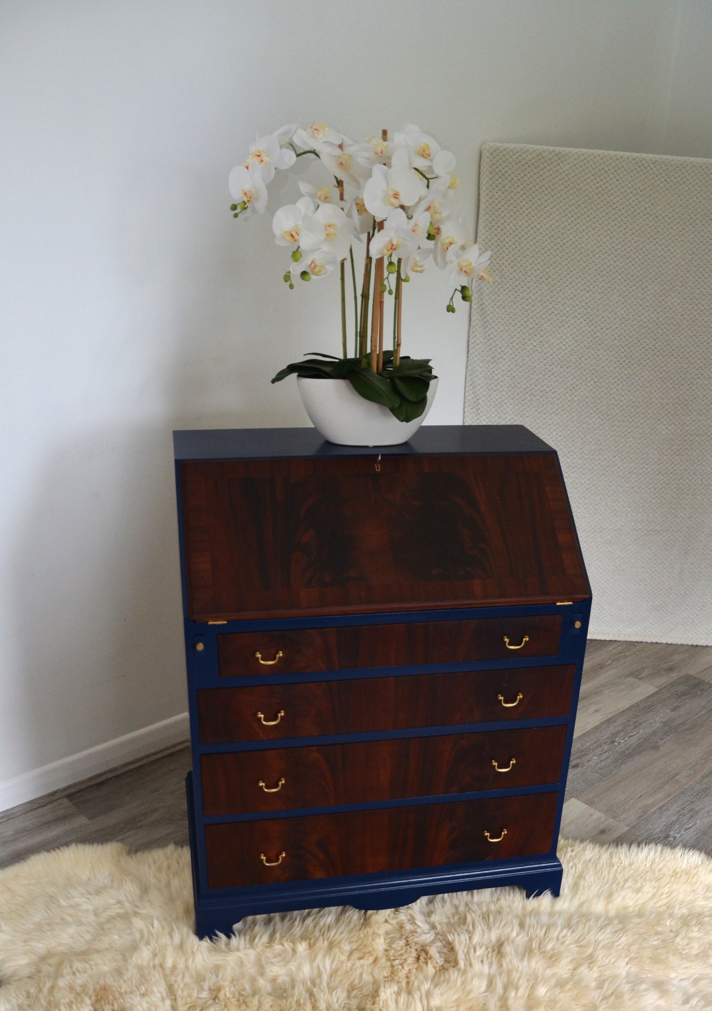 Heritage Refined: Upcycled Edwardian Writing Desk with William Morris Decoupage and Gilded Details