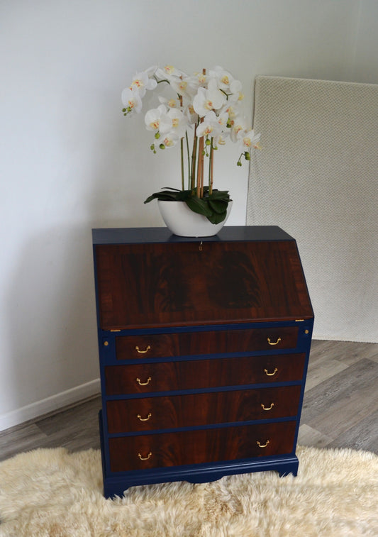 Heritage Refined: Upcycled Edwardian Writing Desk with William Morris Decoupage and Gilded Details